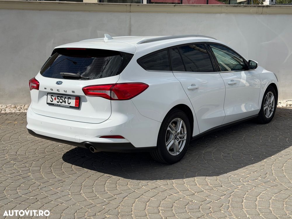 Ford Focus - 4