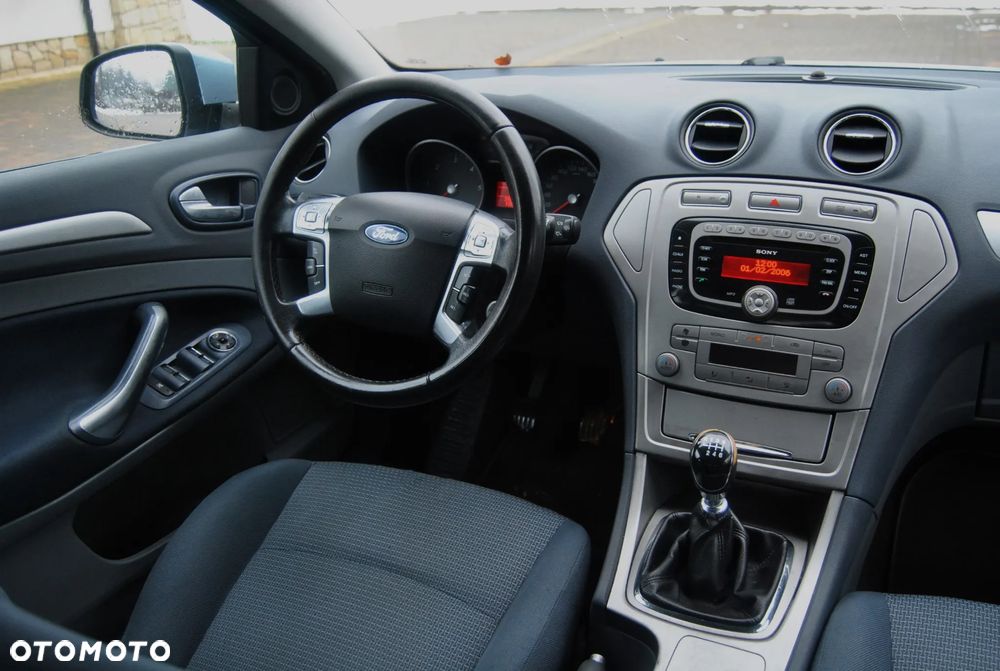 Ford Mondeo 1.8 TDCi Trend - 11