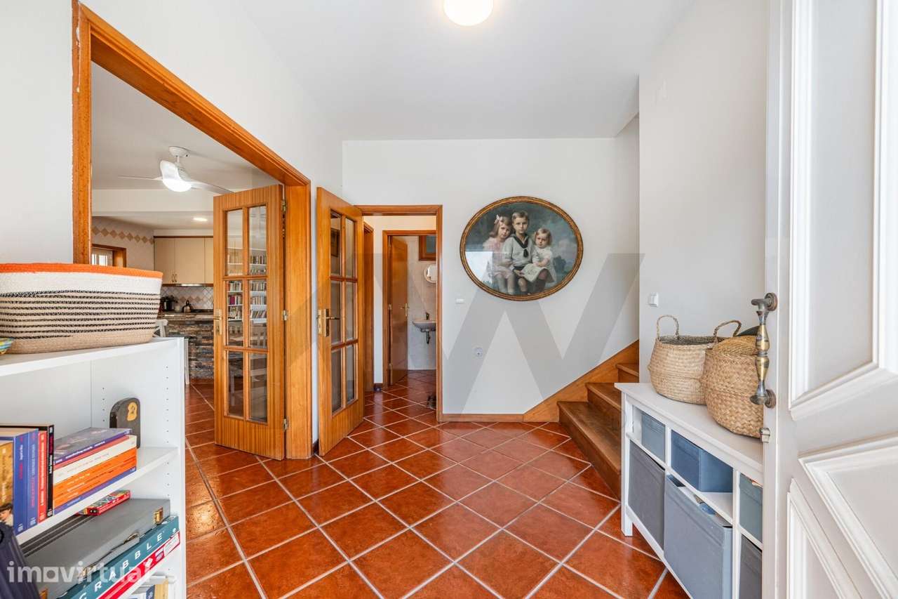Moradia T3+1 com terreno em Burgães, Santo Tirso - Grande imagem: 4/49