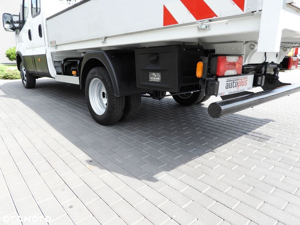 Iveco DAILY 35C16 WYWROTKA PODWÓJNA KABINA DOKA 6 MIEJSC TEMPOMAT BLIŹNIACZE KOŁA KLIMATYZACJA  160KM - 16