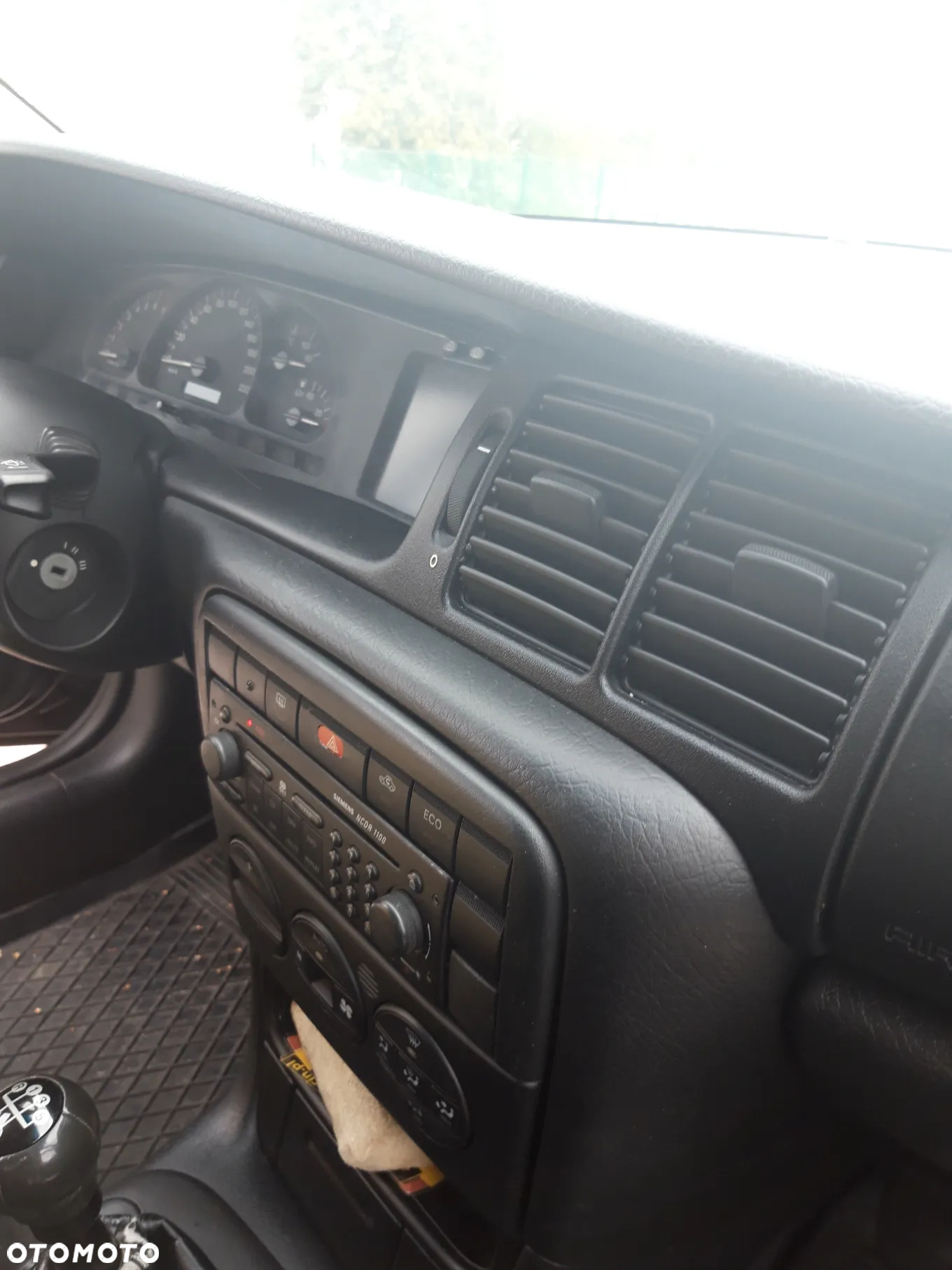 Opel Vectra 1.6 Base - 17