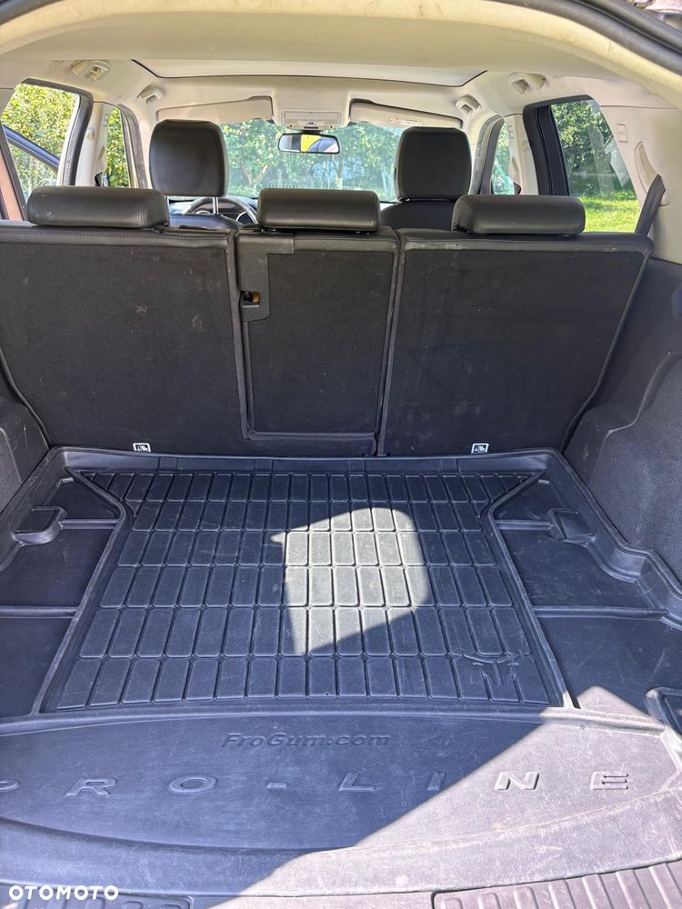 Land Rover Discovery Sport - 9