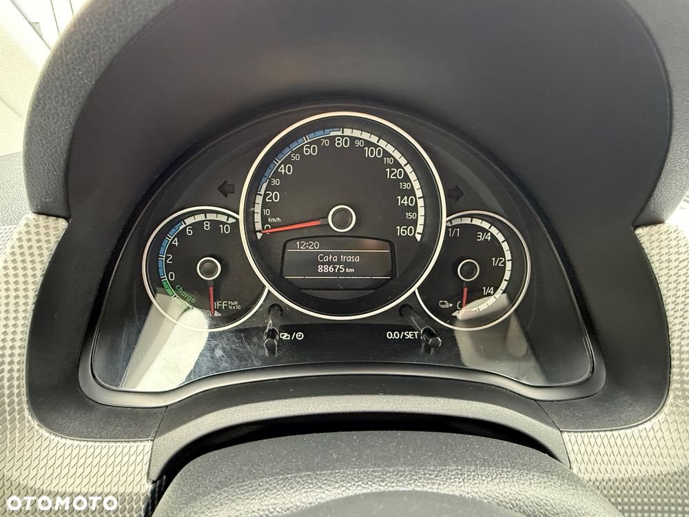 Volkswagen up! e-up - 13