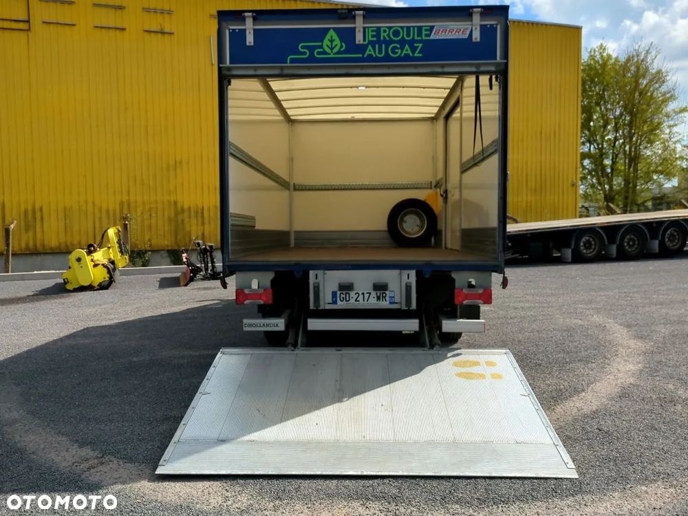 Iveco DAILY CAISSE 7T2 - 15