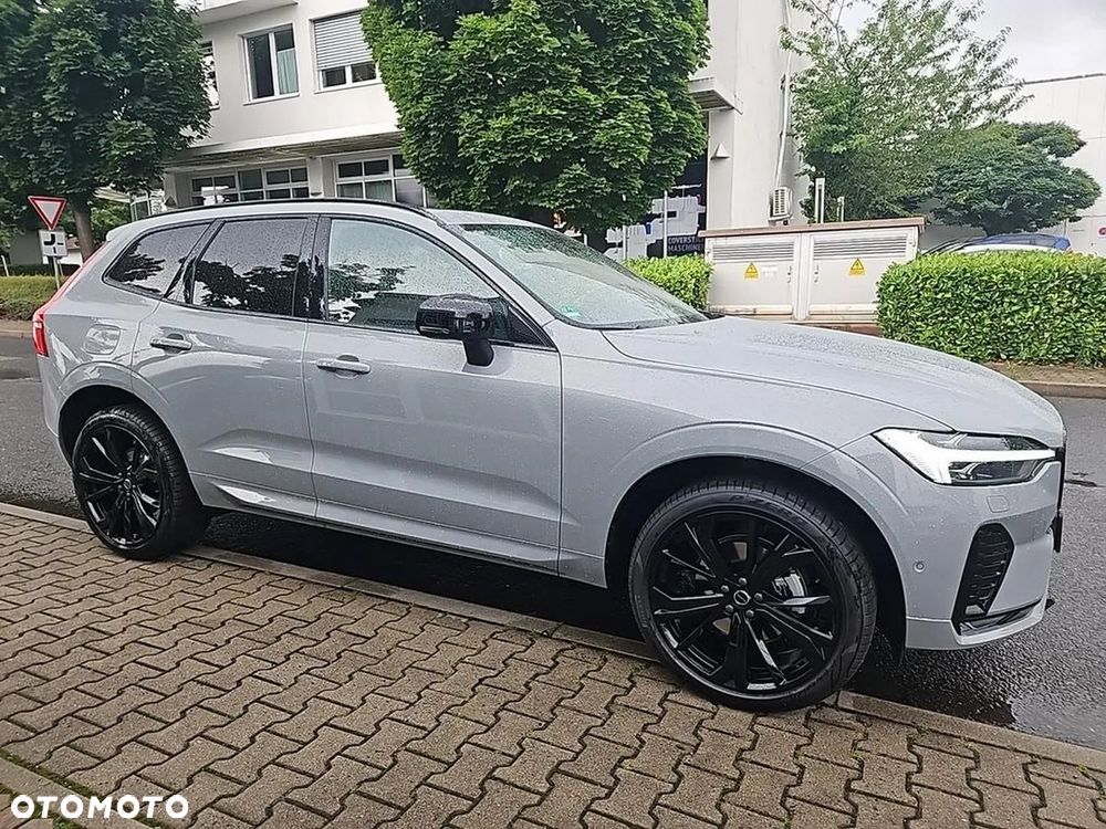 Volvo XC 60 B5 B AWD Ultra Black Edition - 6
