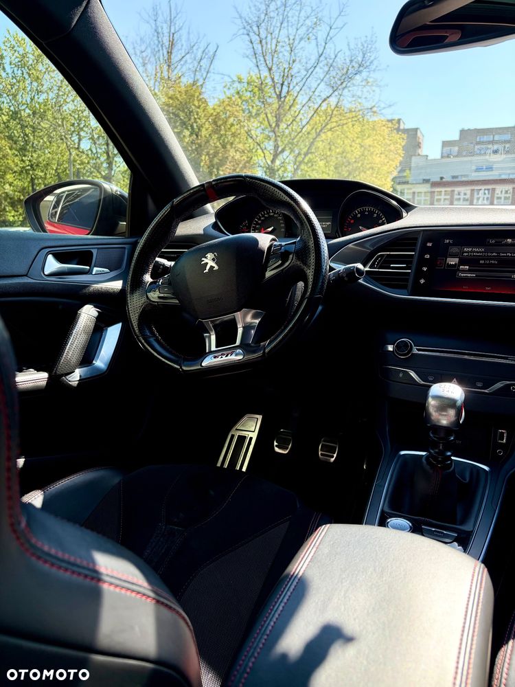 Peugeot 308 1.6 e-THP S&S GTi by Sport - 23