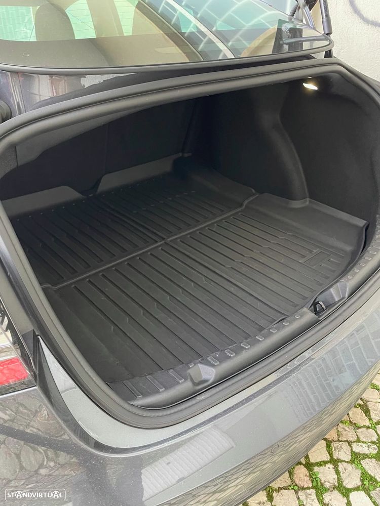 Tesla Model 3 Long Range Tração Integral - 14