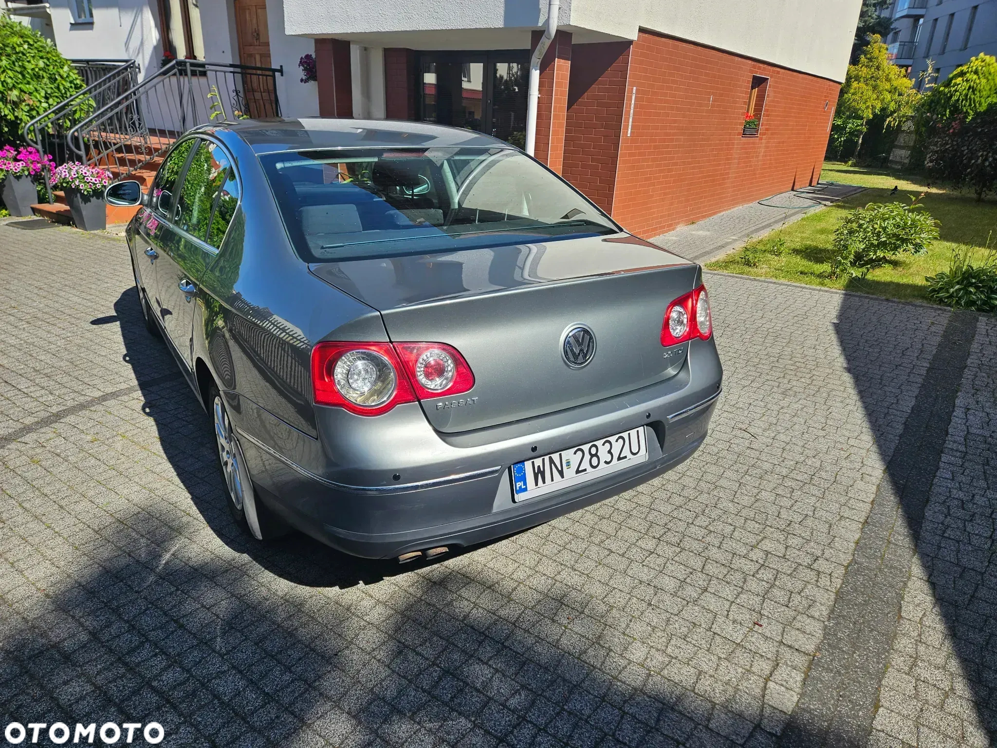 Volkswagen Passat 2.0 TDI Comfortline - 5