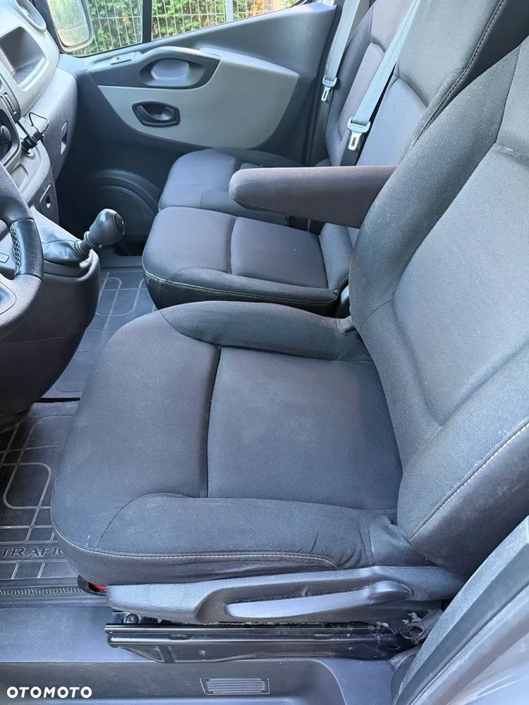 Renault TRAFIC - 7