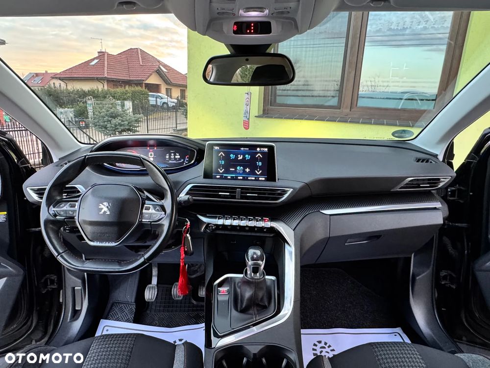 Peugeot 3008 PureTech 130 Stop & Start GPF Active - 24
