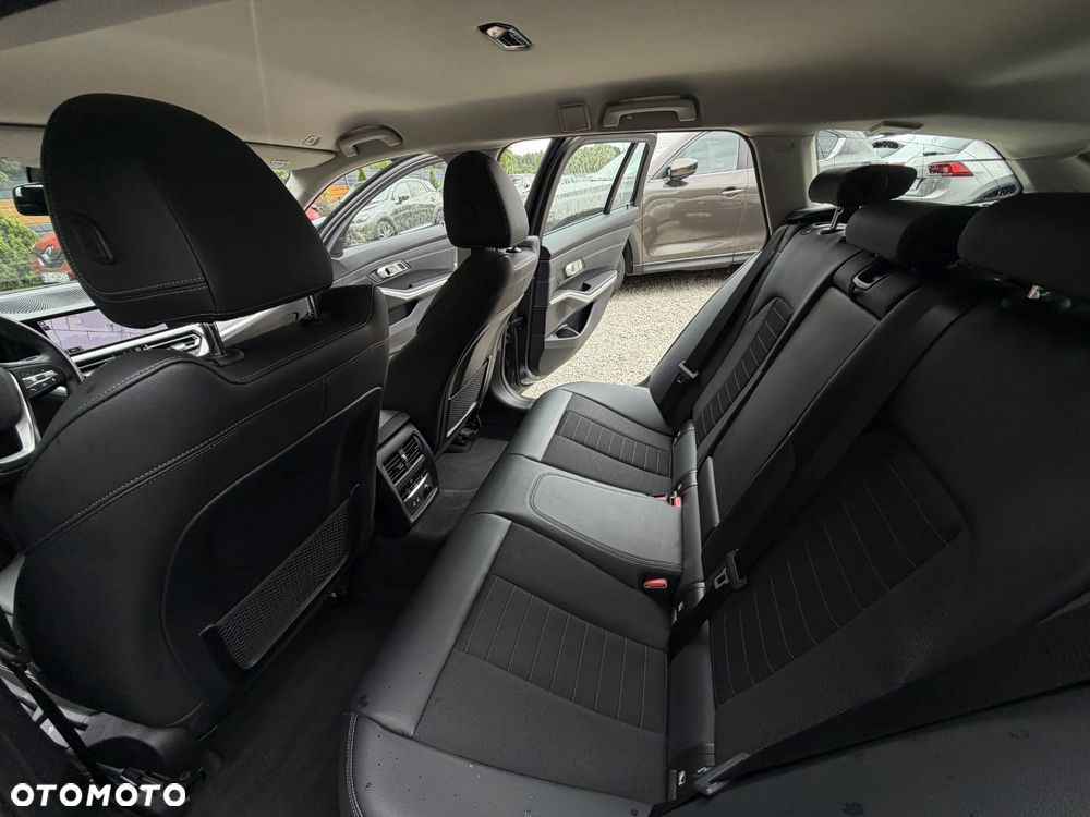 BMW Seria 3 320d Advantage - 17