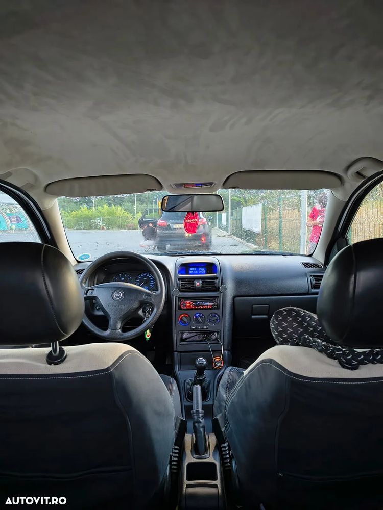 Opel Astra - 10