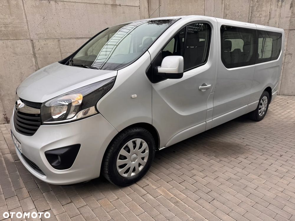 Opel Vivaro - 8