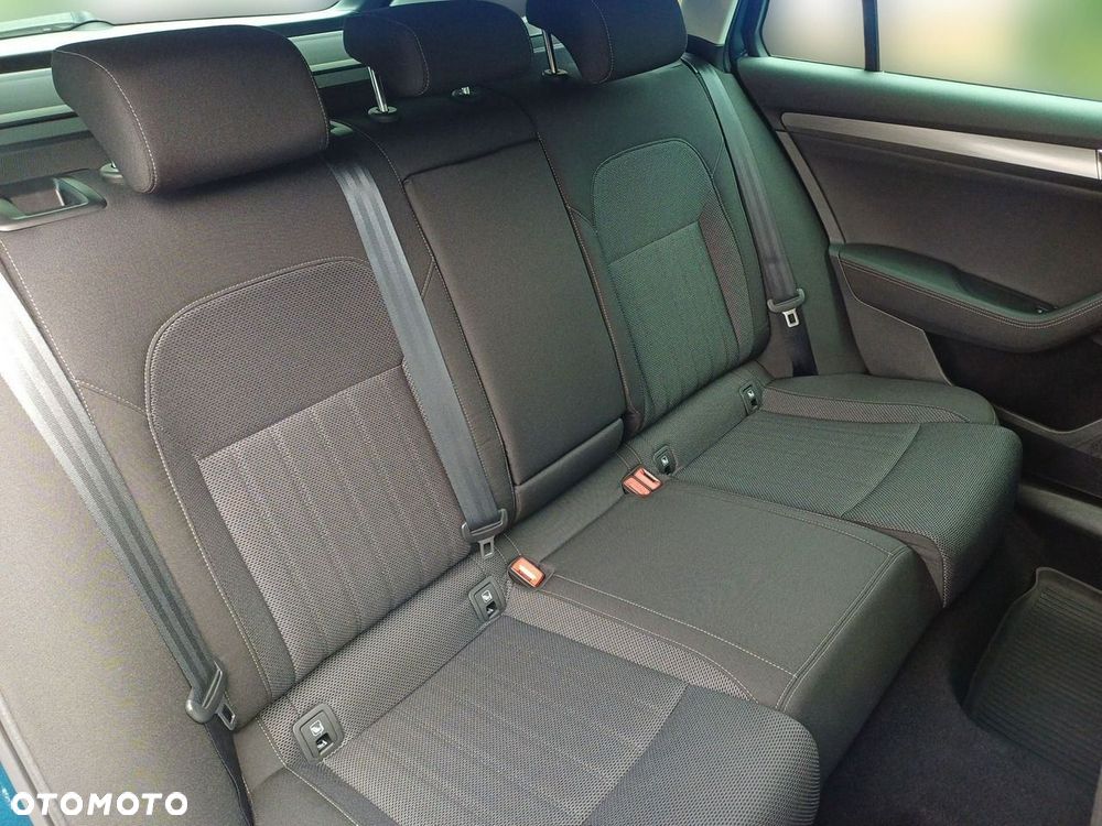 Skoda Superb 2.0 TDI SCR Style DSG - 16
