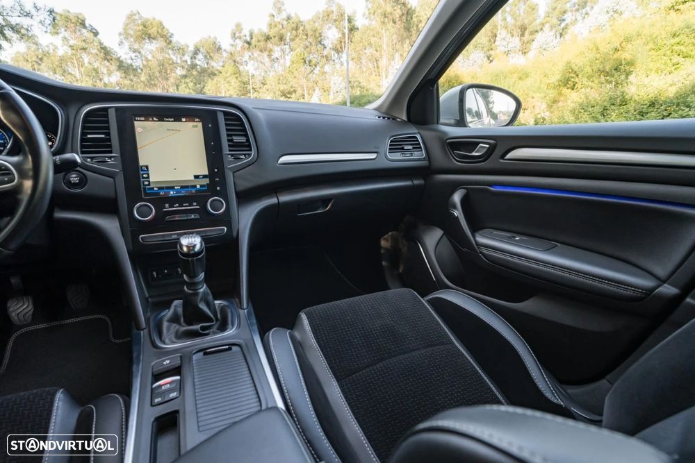 Renault Mégane ENERGY dCi 110 INTENS - 33