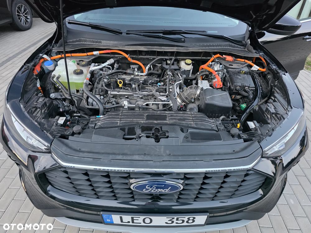 Ford Kuga - 10