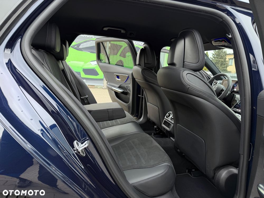 Mercedes-Benz Klasa C 300 d mHEV AMG - 36
