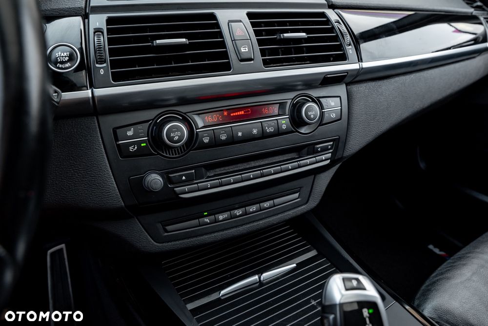 BMW X5 xDrive40d - 37