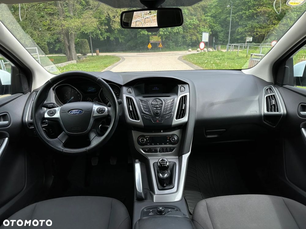 Ford Focus 1.0 EcoBoost STart-Stopp-System TITANIUM - 6