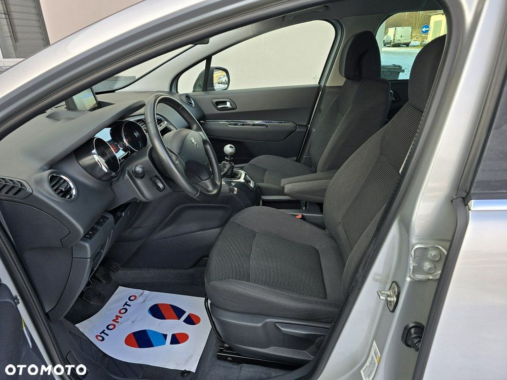 Peugeot 5008 - 10