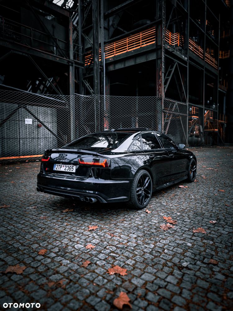 Audi S6 Limousine - 11