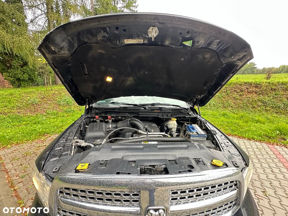 Dodge RAM 1500 5.7 4x4 - 7