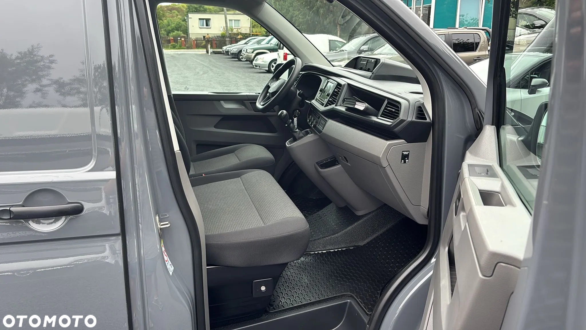 Volkswagen Transporter T6,1 - 24