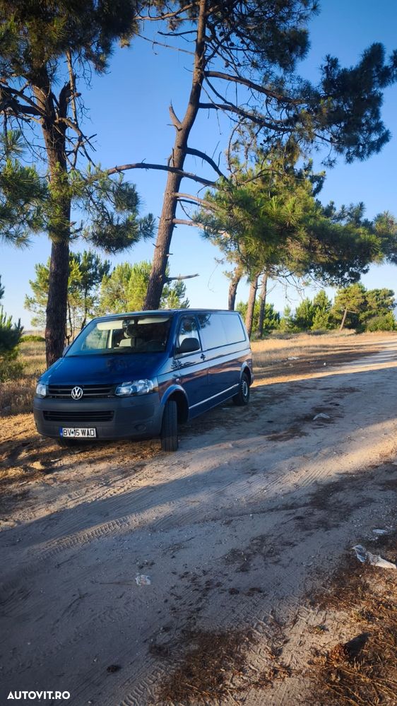 Volkswagen Multivan - 1