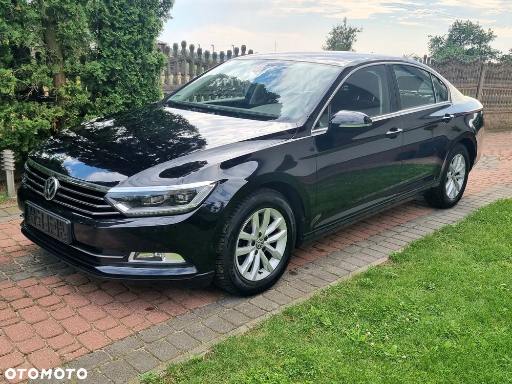 Volkswagen Passat 1.8 TSI BMT Comfortline - 28
