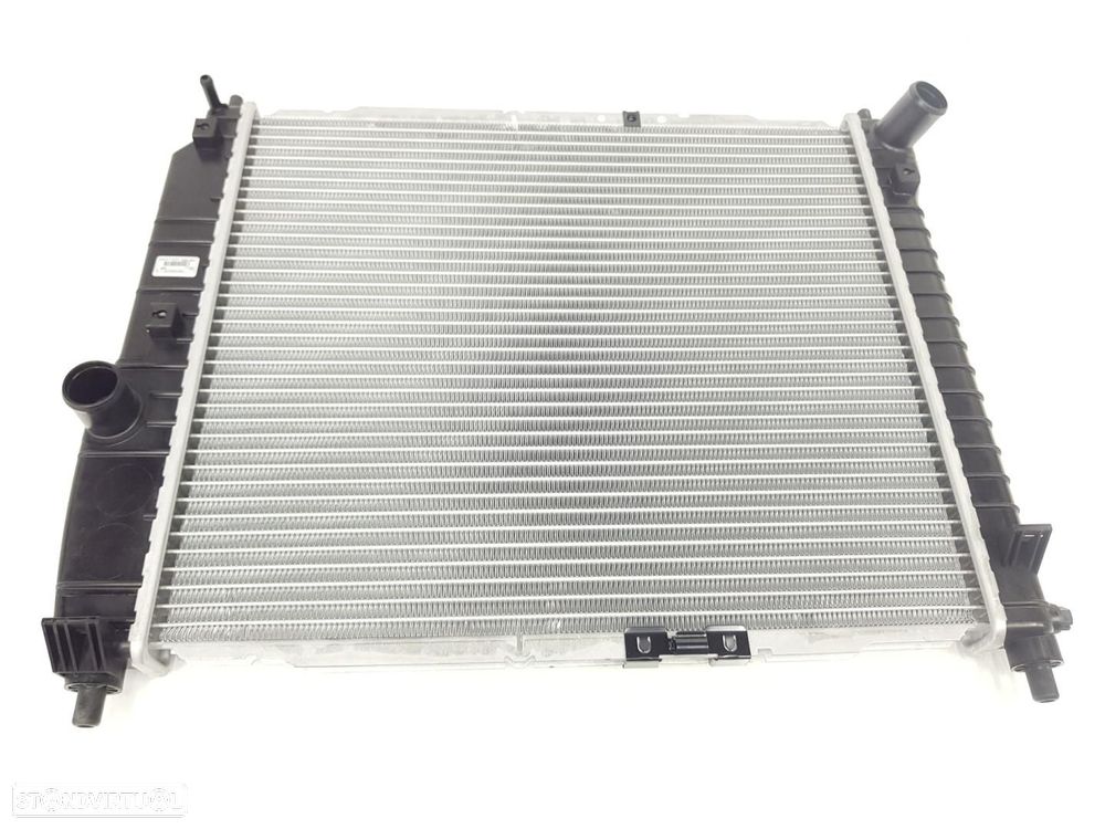 RADIADOR DE ÁGUA CHEVROLET AVEO BERLINA - 1