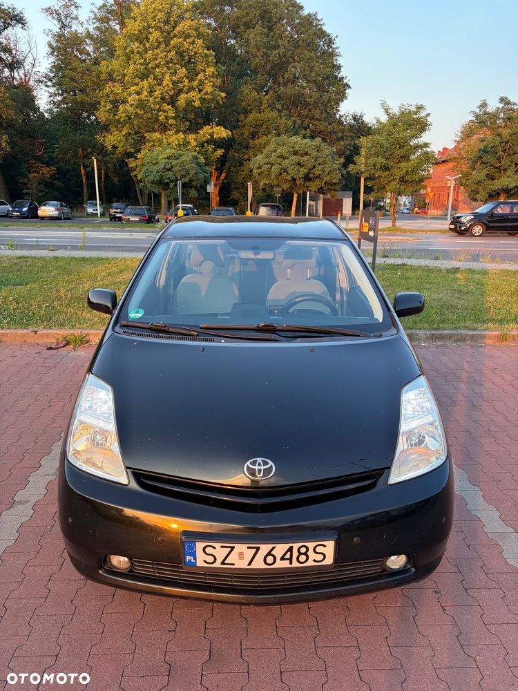 Toyota Prius 1.5 VVT-i Prestige - 3
