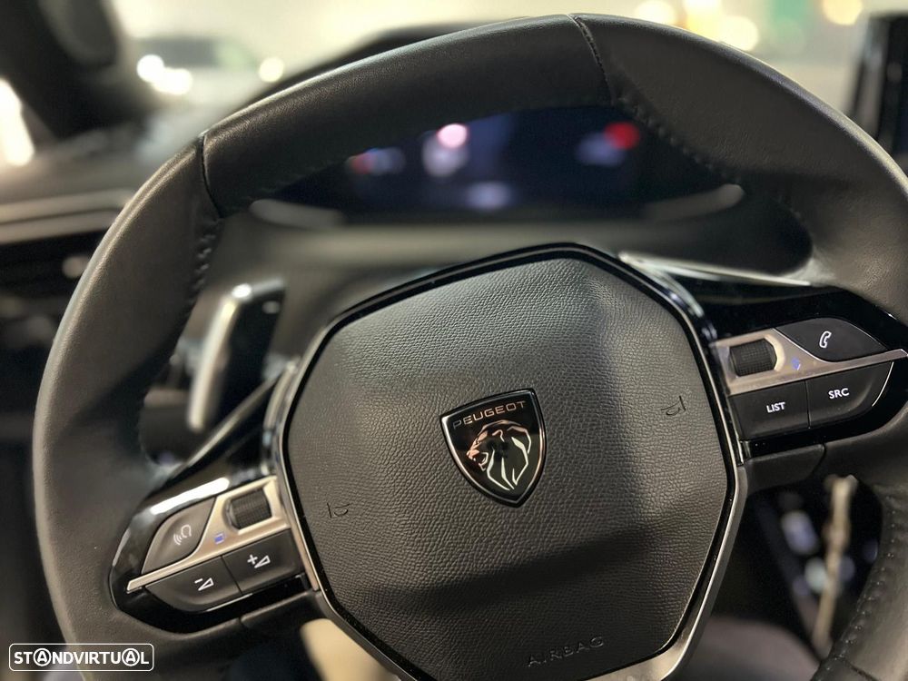 Peugeot 2008 1.2 Hybrid Allure e-DCS6 - 16