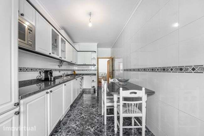 Apartamento, 122 m², Ferreiros e Gondizalves - Grande imagem: 4/31