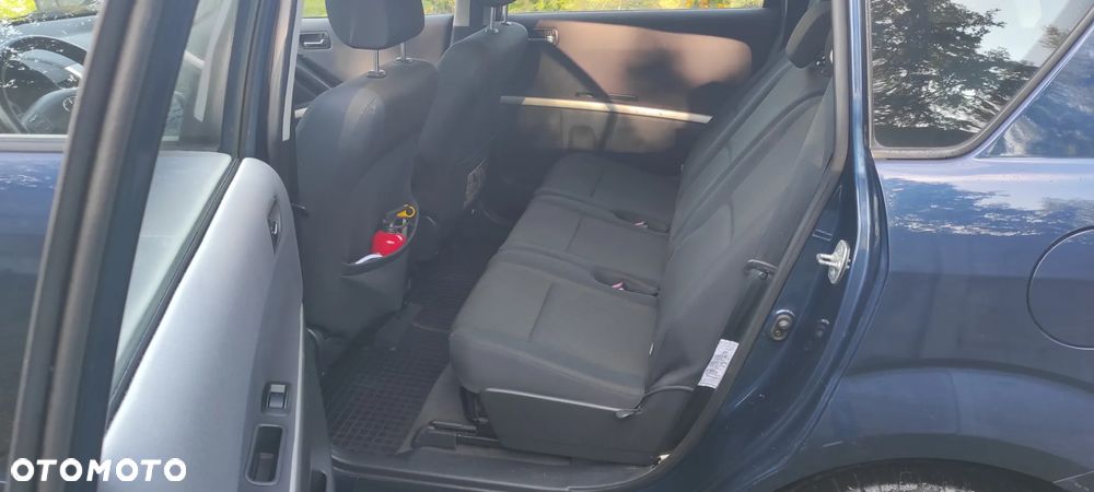 Toyota Corolla Verso 1.8 Sol + 7os - 11
