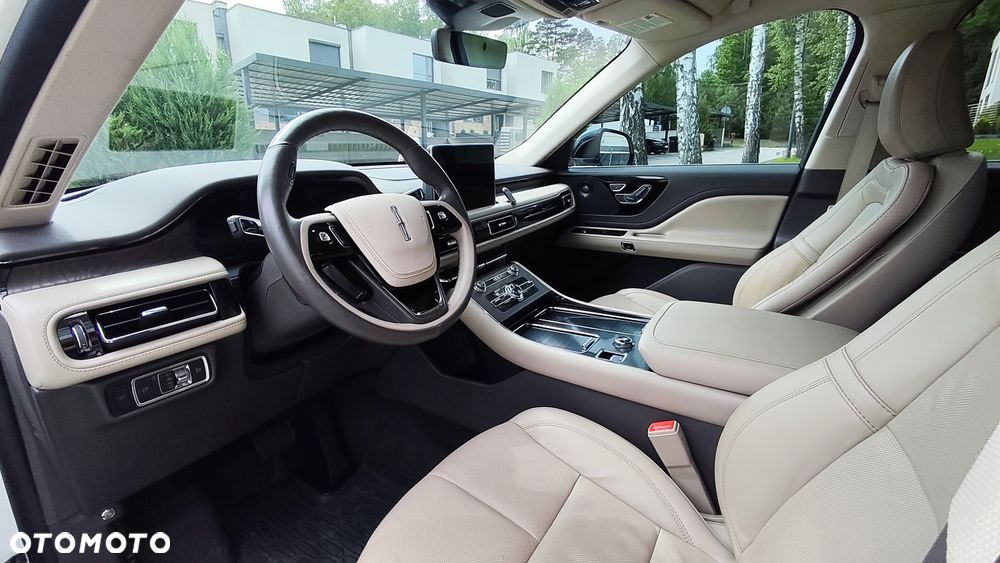 Lincoln Aviator - 5