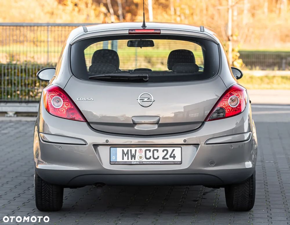 Opel Corsa - 11