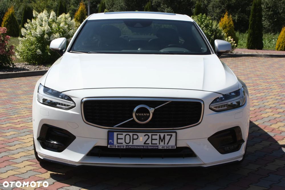 Volvo S90 D4 R-Design - 3