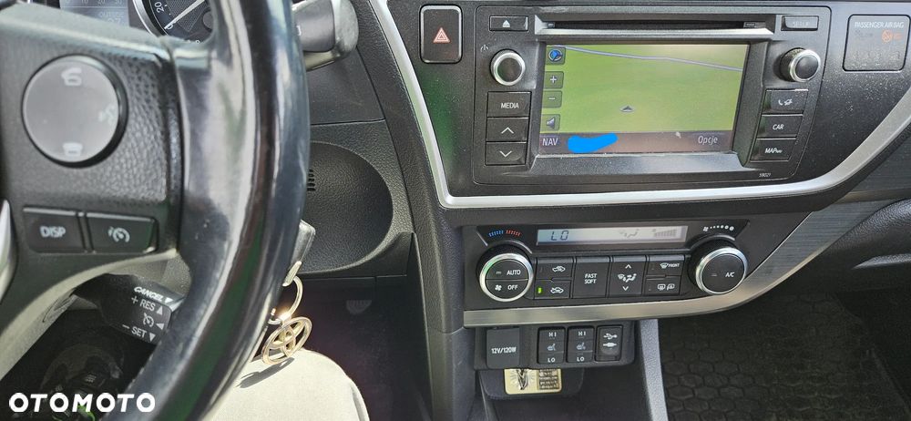 Toyota Auris 1.6 Valvematic Executive - 11