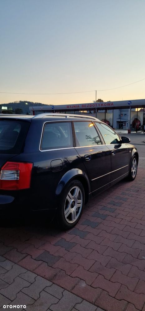 Audi A4 Avant - 2