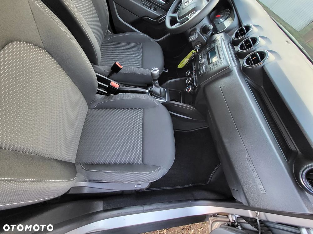 Dacia Duster 1.6 SCe Essential - 20