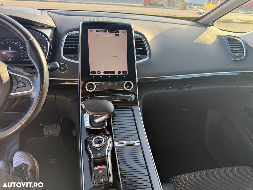 Renault Espace BLUE dCi 160 EDC BUSINESS EDITION - 23