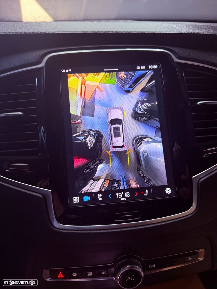 Volvo XC 90 D5 AWD Geartronic RDesign - 42
