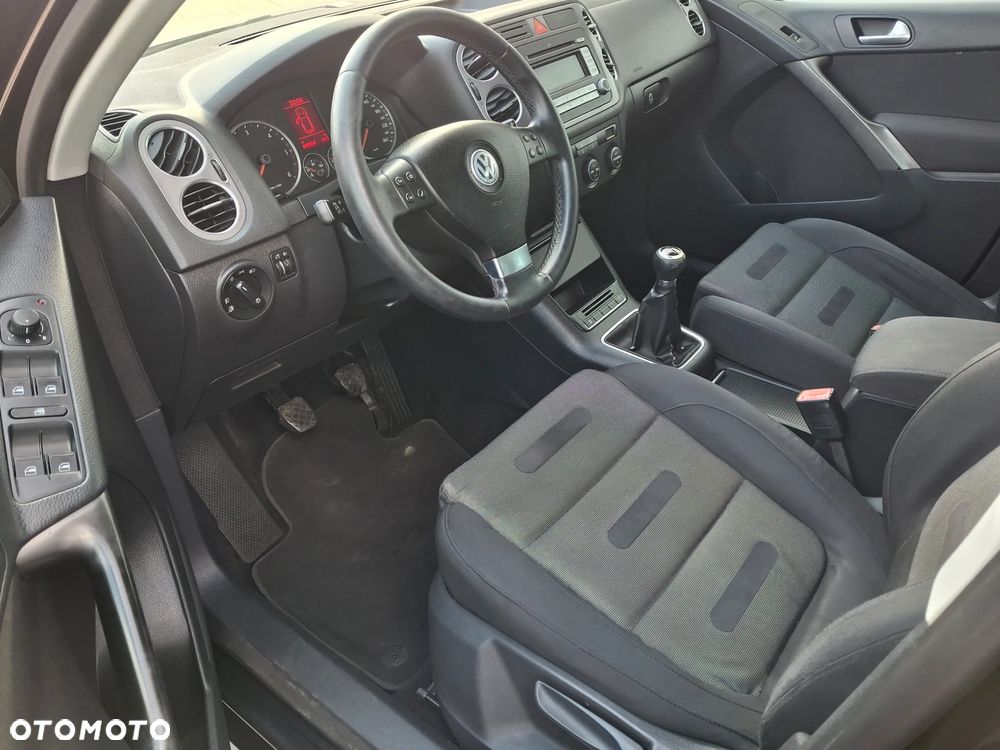 Volkswagen Tiguan 2.0 TDI DPF 4Motion Sport & Style - 23