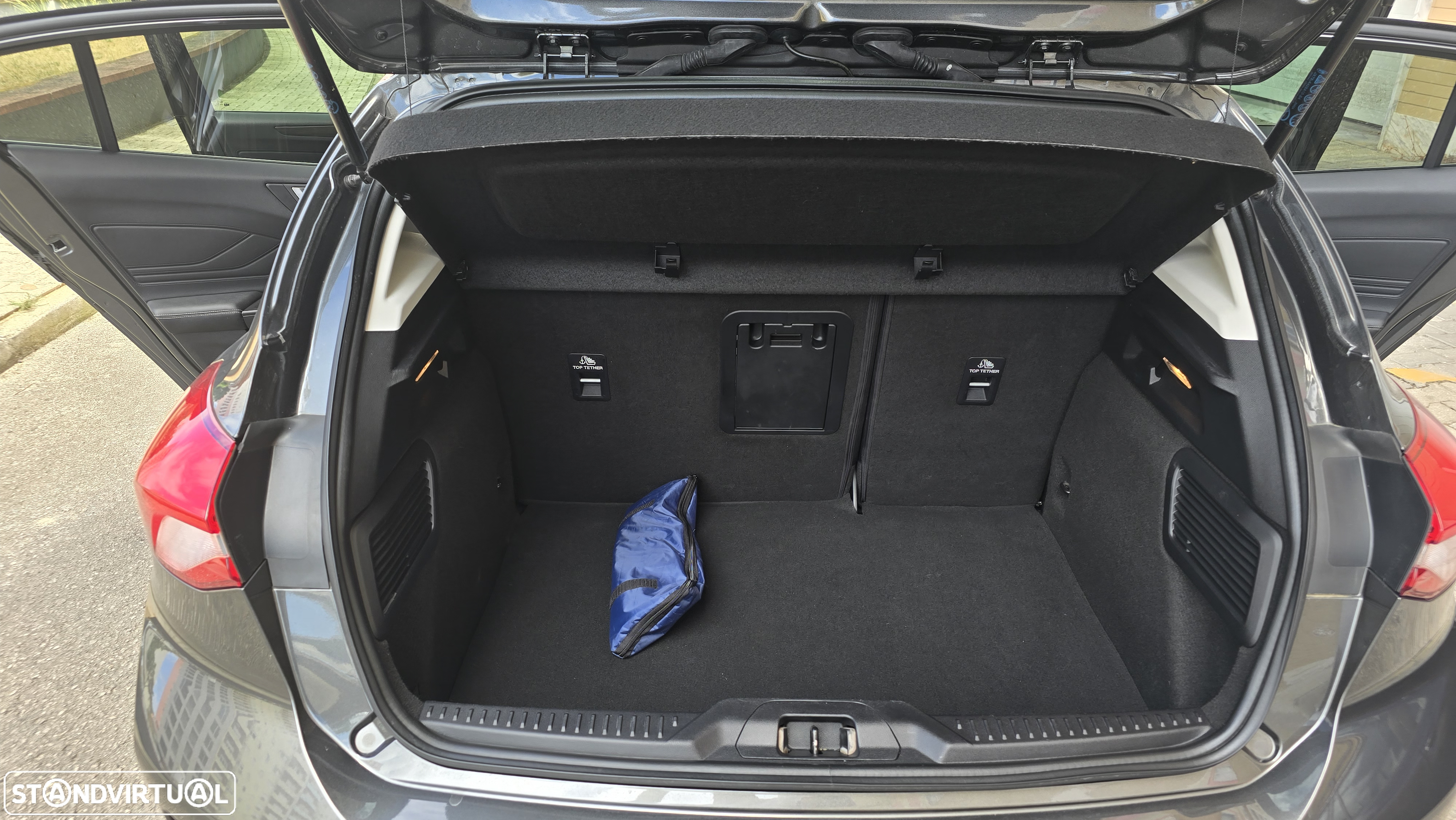 Ford Focus 1.5 EcoBoost Vignale - 21