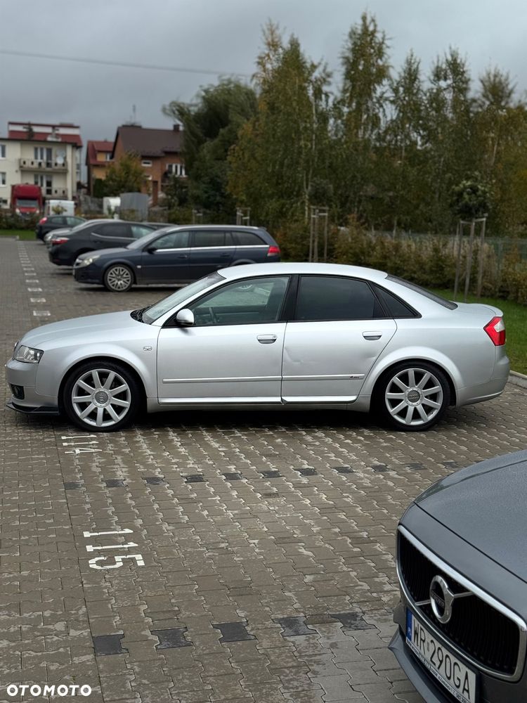 Audi A4 - 4