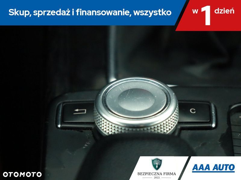 Mercedes-Benz Klasa E - 18