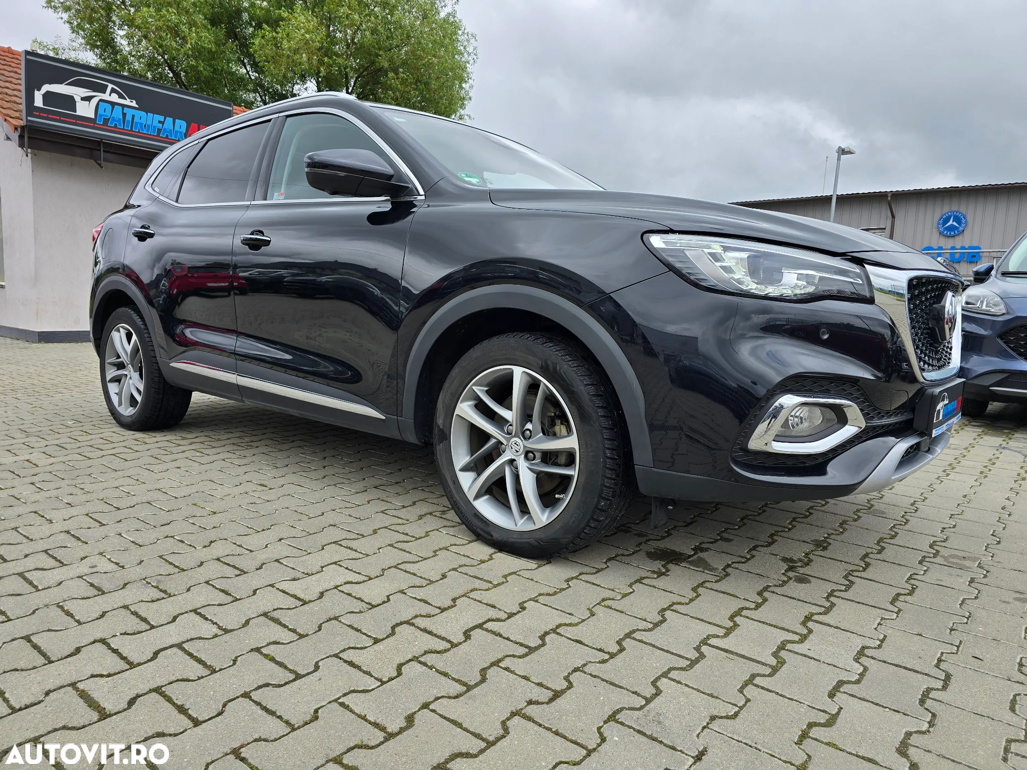 MG EHS 1.5T-GDI PHEV Luxury - 3