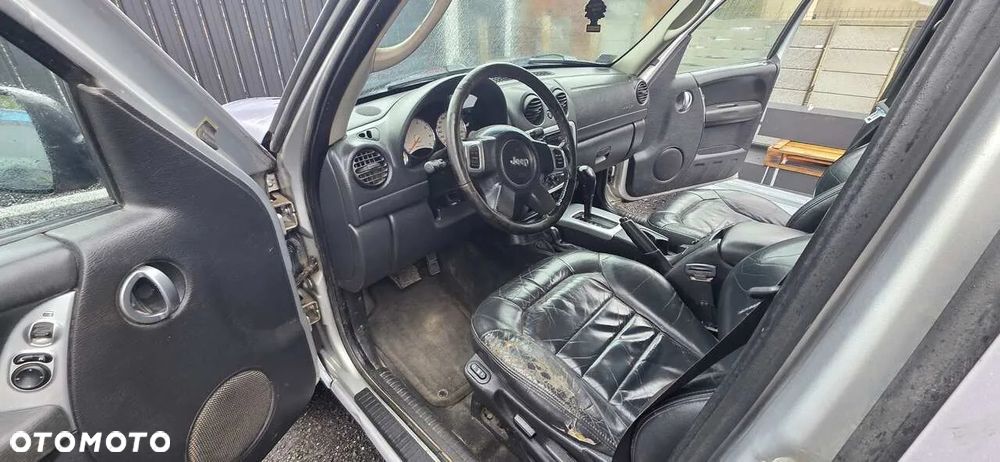 Jeep Cherokee 3.7L Limited - 13