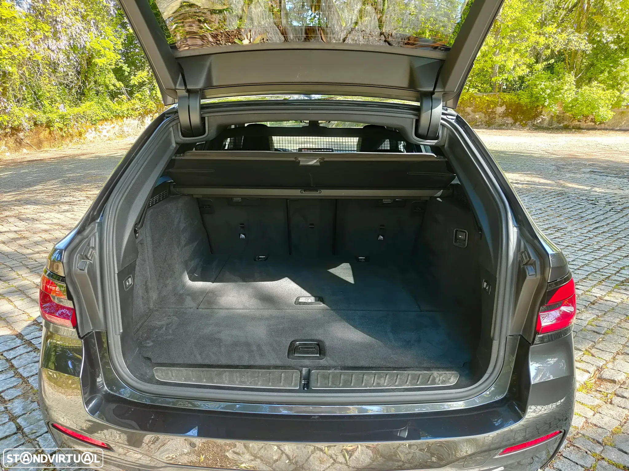 BMW 520 d Pack Desportivo M Auto - 14