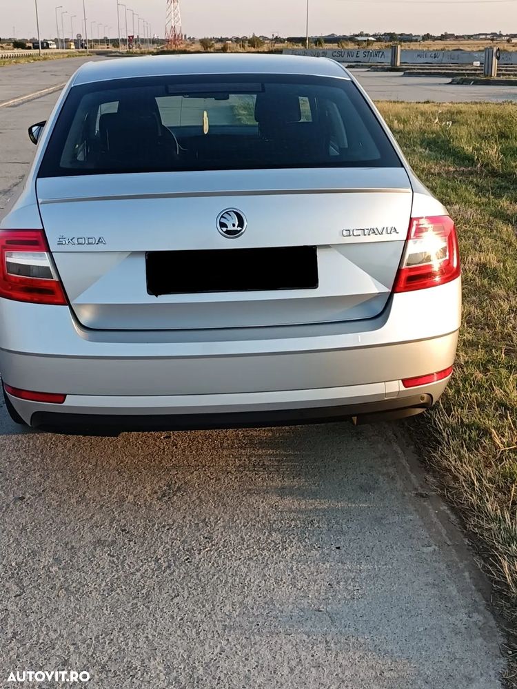 Skoda Octavia 1.5 TSI Ambition - 2